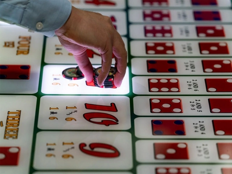 Trò chơi tài xỉu xí ngầu hiện có cả ở casino và các nhà cái online